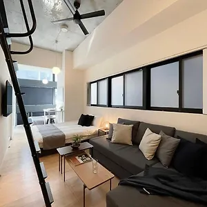 Bhotel Nekoyard - Modern Loft Near Peace Park & Center , 広島市 日本